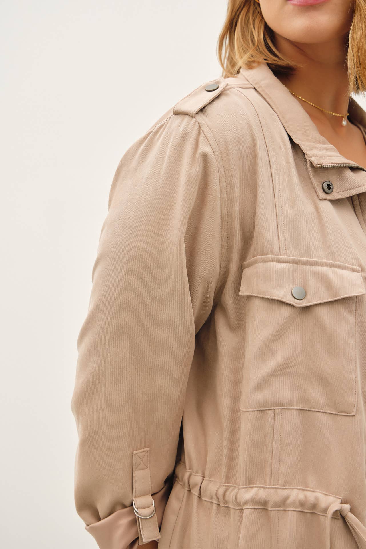 CURVY CINCHED WAIST CARGO UTILITY JACKET
