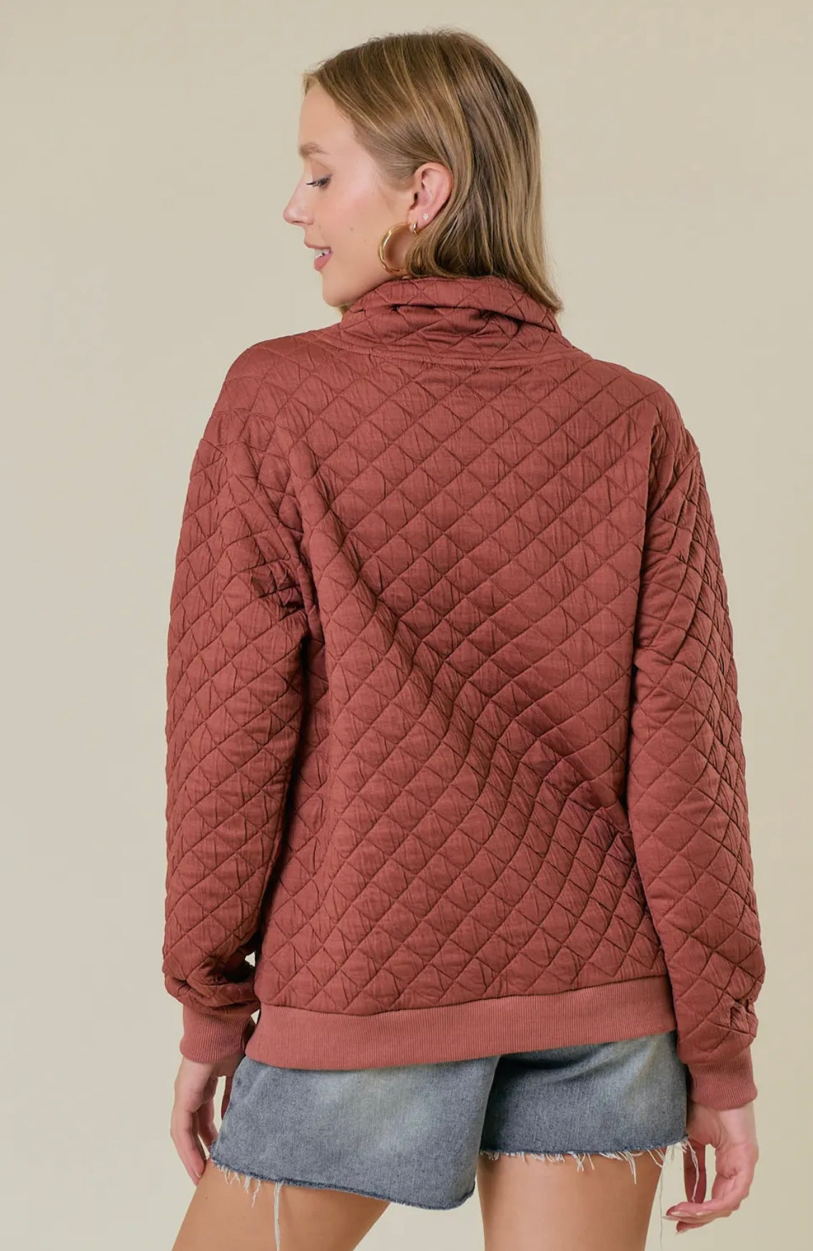 FUNNEL NECK QUILTED PULL OVER