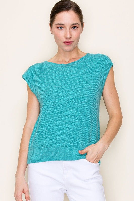 Pullover sweater top