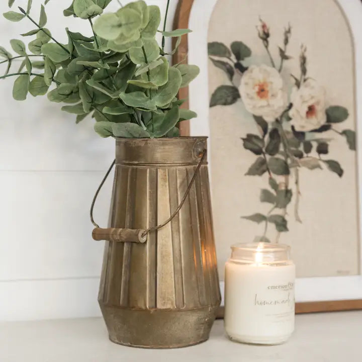 Bronze vase w/handle