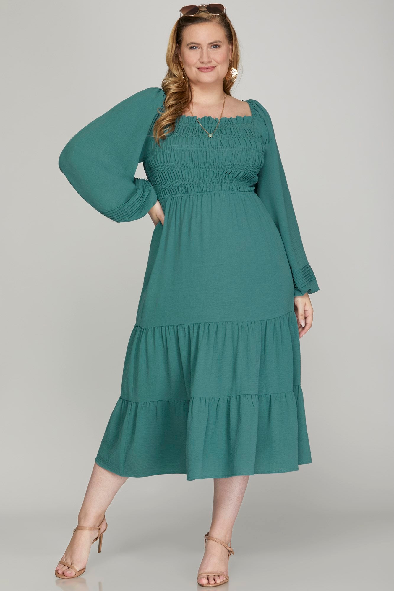 Curvy Puffed Long-sleeved Smocked Midi Dress