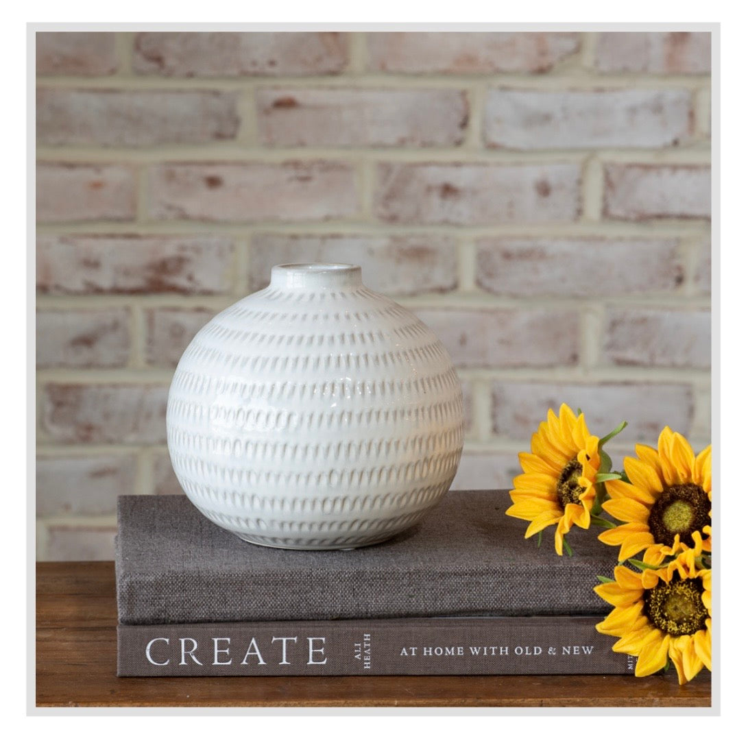 5.8" White Dot Vase
