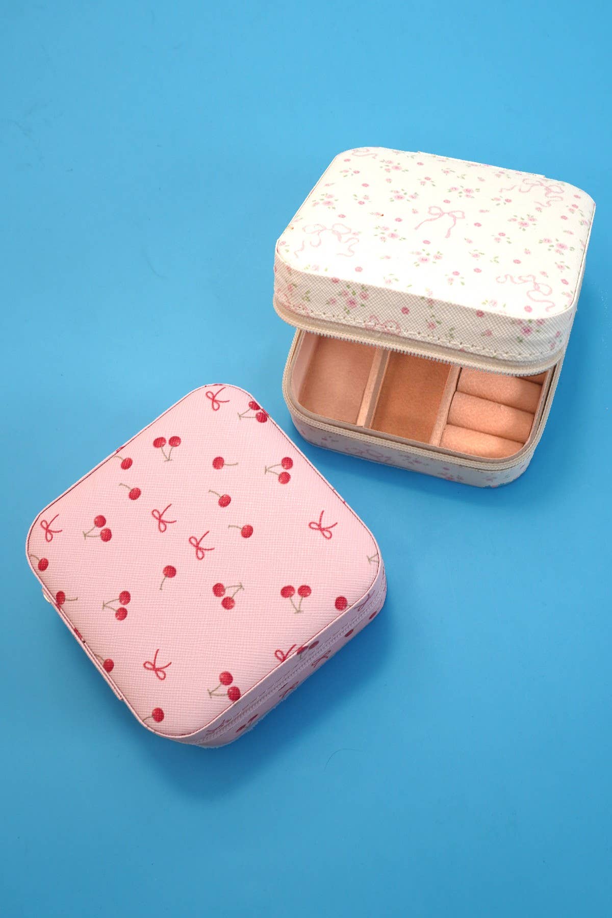 CHERRIES JEWELRY ORGANIZER TRAVEL BOX CASE