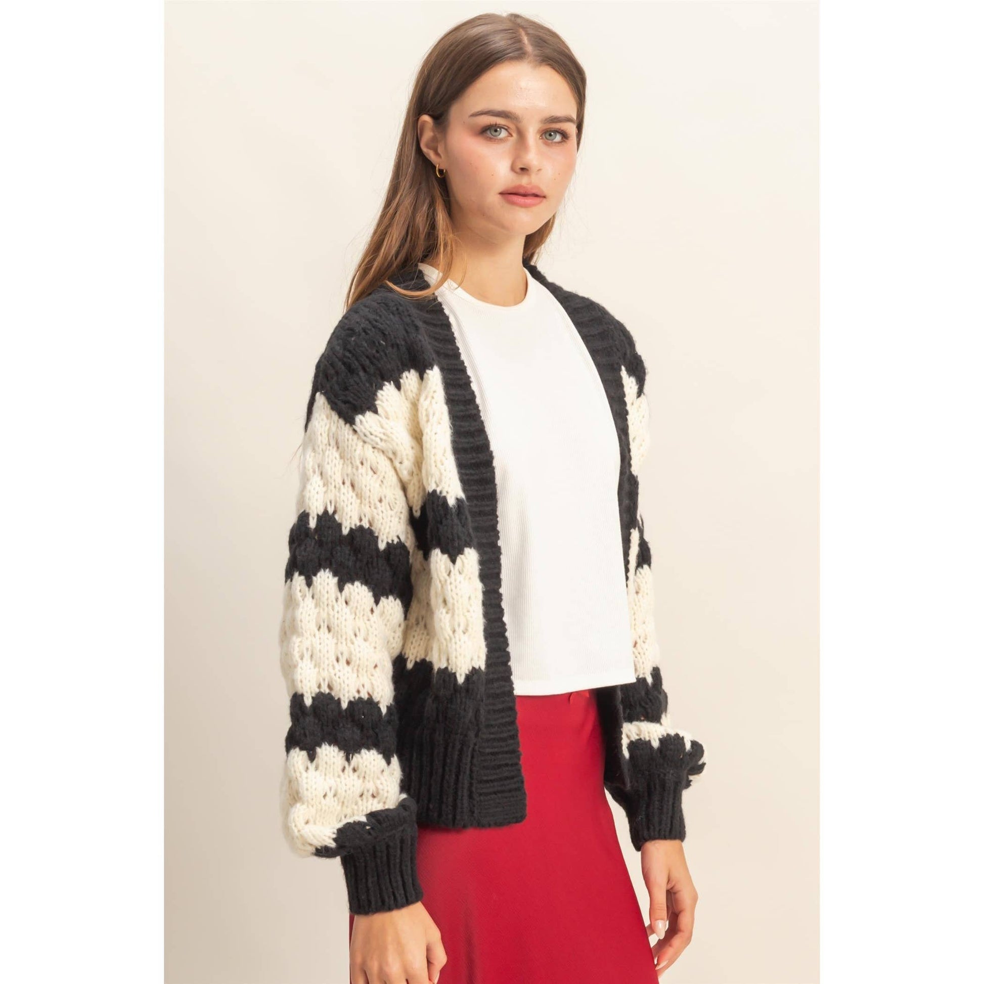 Oversized Scallop Pattern Knit Cardigan