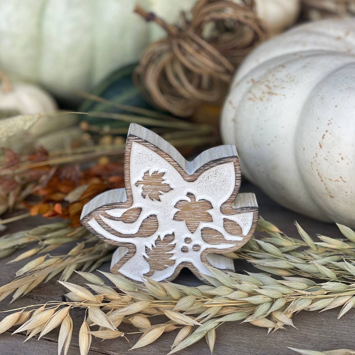 Pattern Carved Fall Leaf