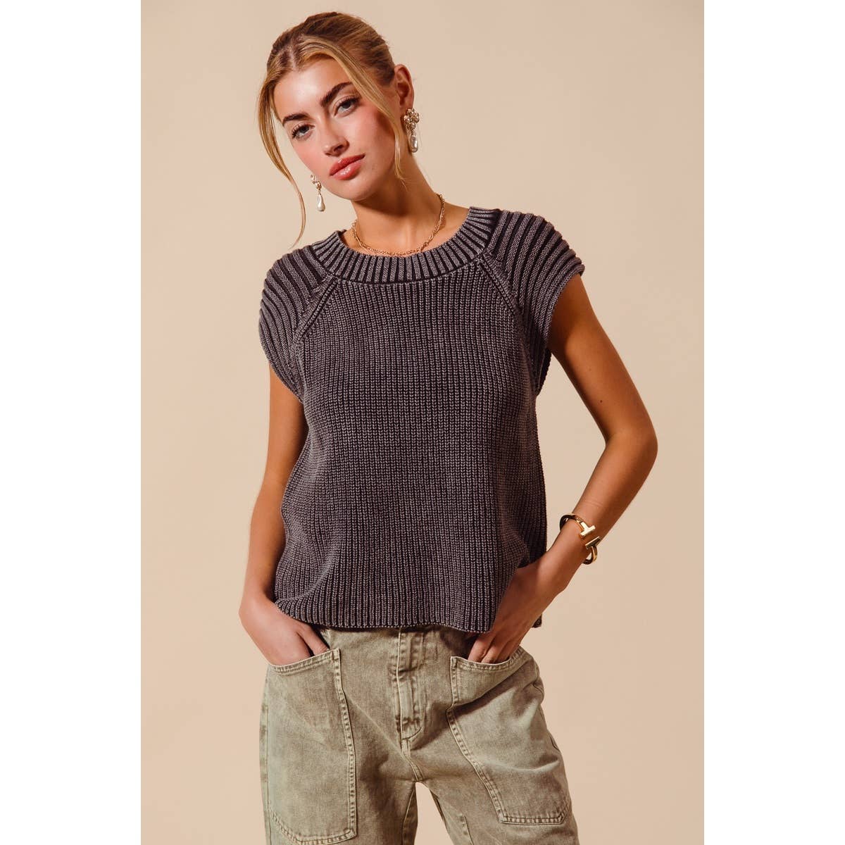 MINERAL WASHED RAGLAN SLEEVELESS SWEATER TOP