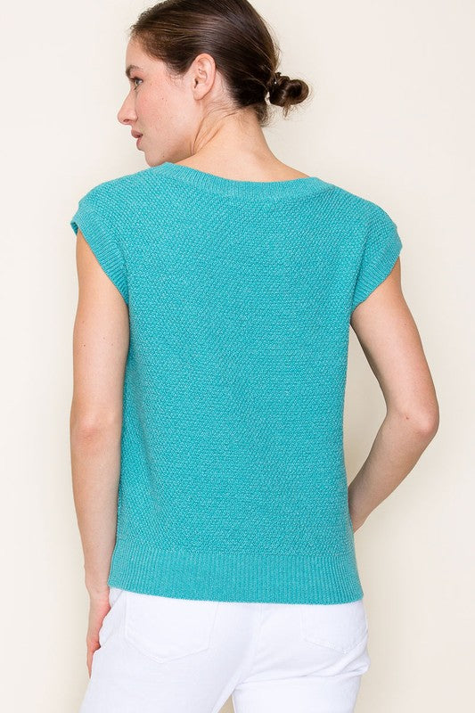 Pullover sweater top
