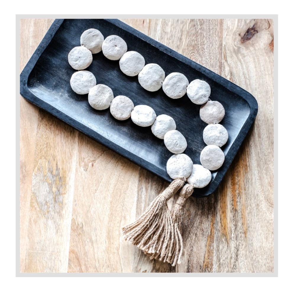 NATURAL STONE WHITE BEAD STRING