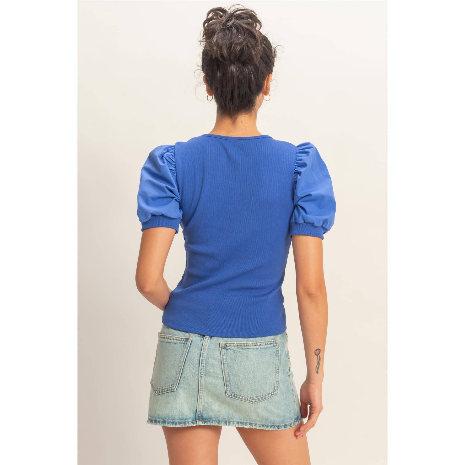 Ribbed Puff Sleeve Scoop Neck Top