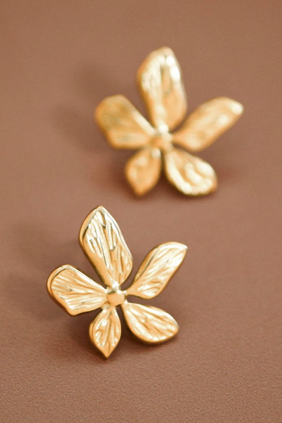 18K Gold Plated Waterproof Stainless Steel Flower Stud Earrings