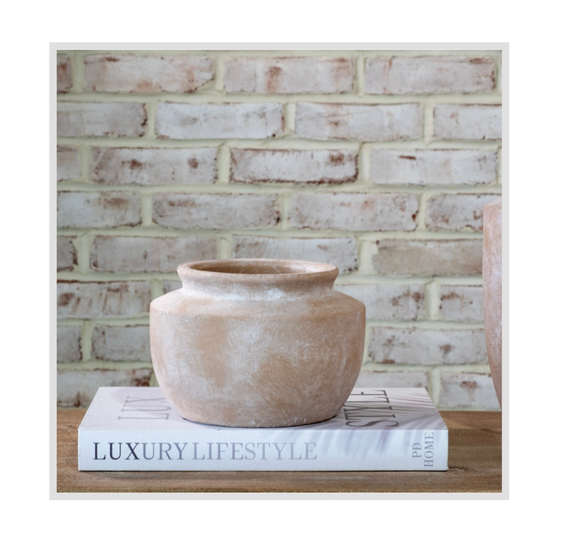 CLAY SQUAT VASE