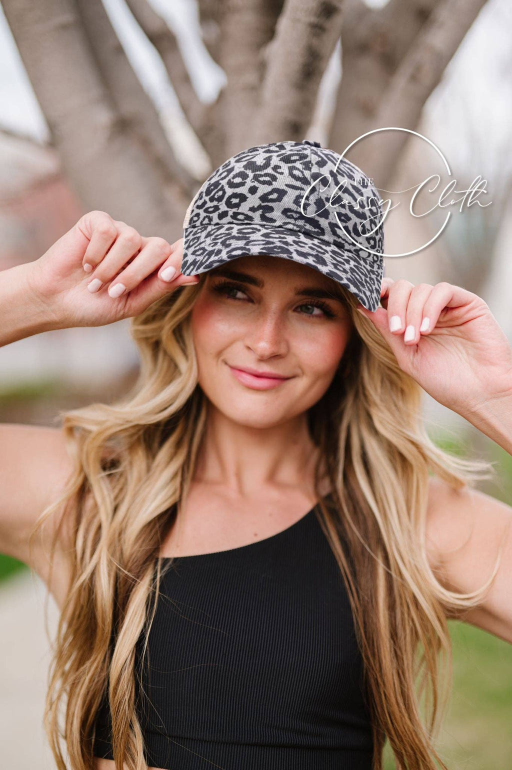 Ponytail Criss Cross Trucker Hat - Grey Leopard