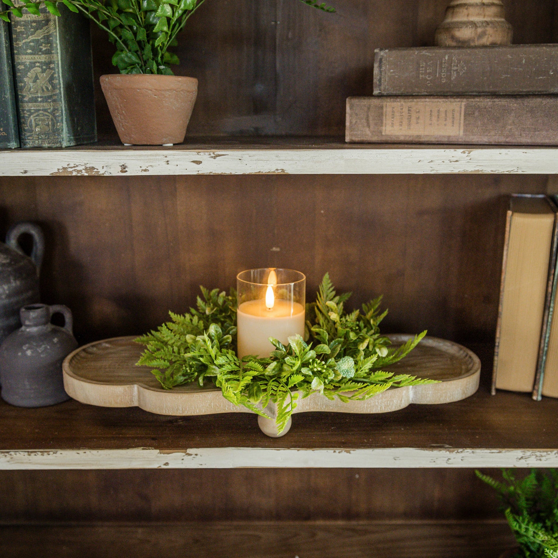 18.25" Scalloped Wood Tray