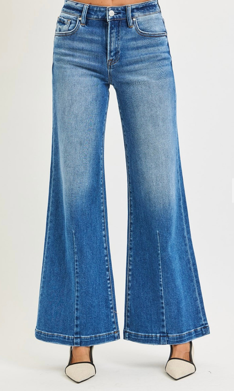 Risen Mid-rise Flare Jeans with crease