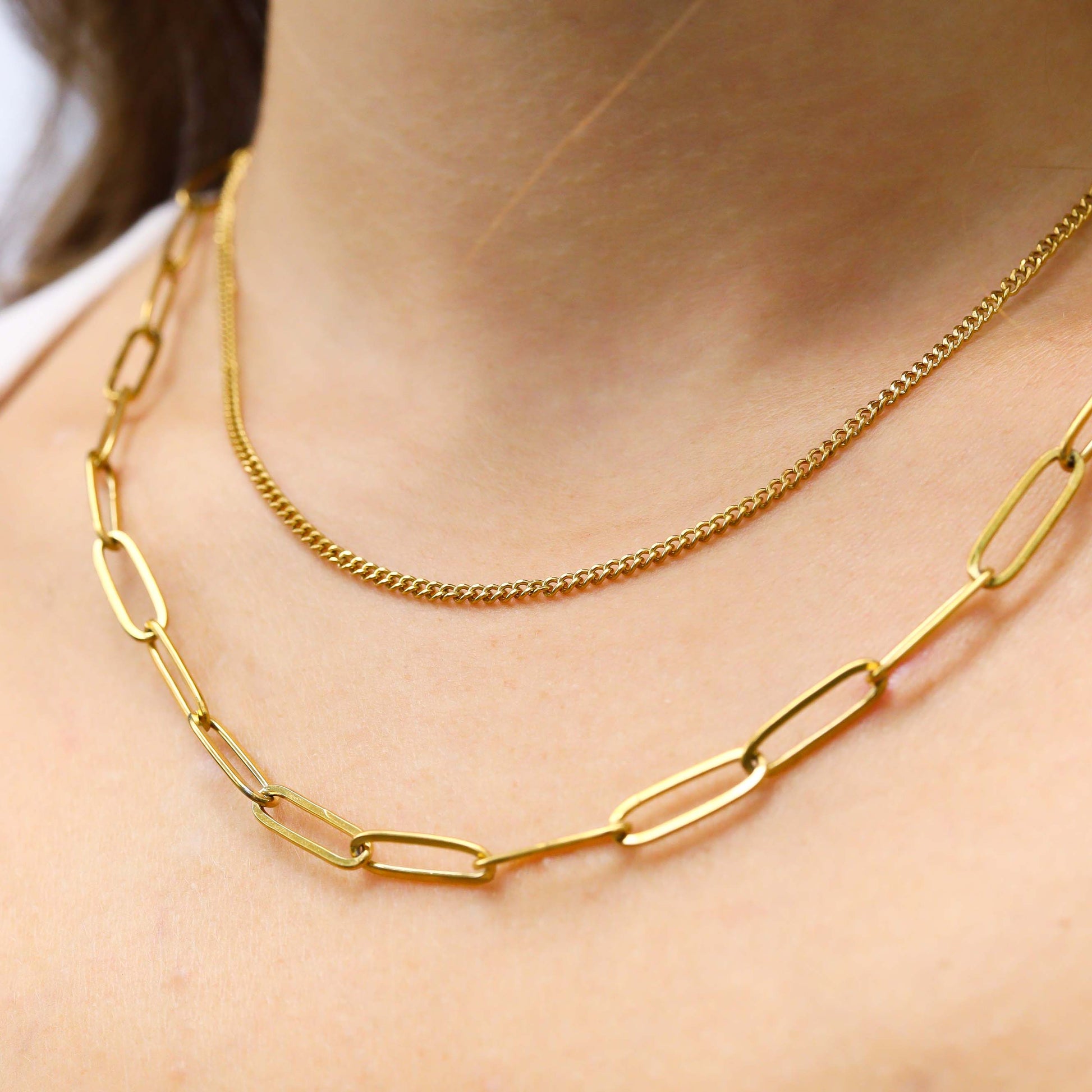 18K Gold PVD Stainless Steel Dainty Curb and Paperclip Layered Chain Necklace: Gold