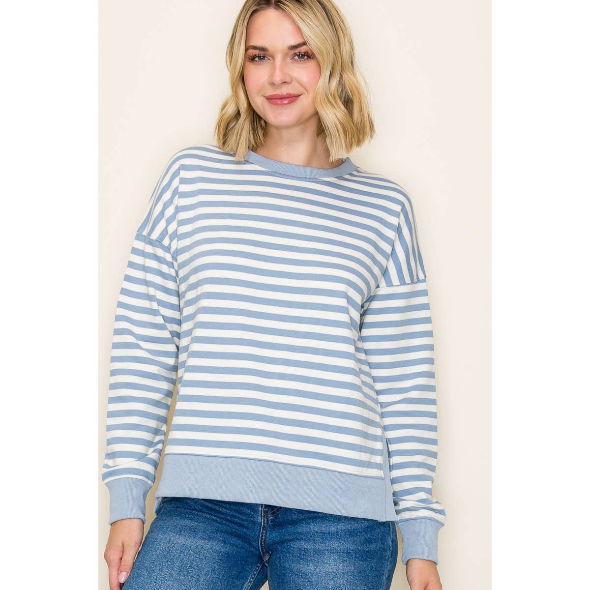 STRIPED SWEATSHIRT