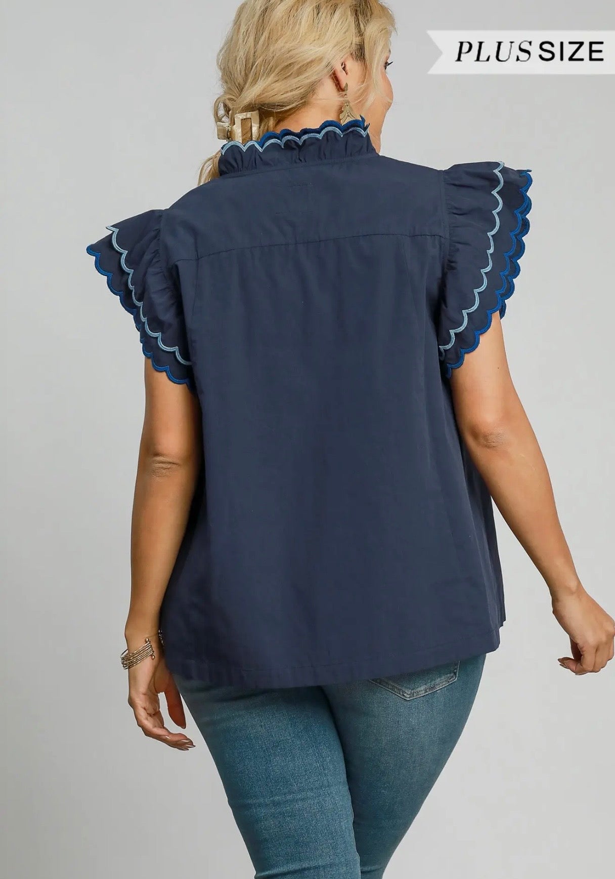 Curvy Scalloped Ruffle Sleeve Top