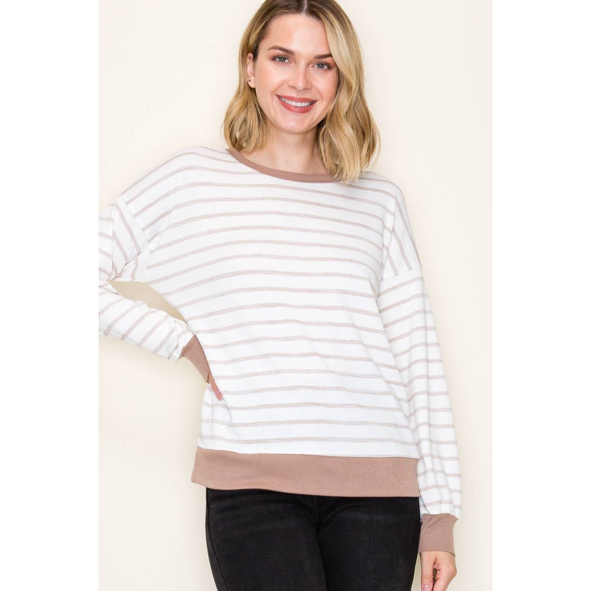 STRIPED PULLOVER KNIT TOP