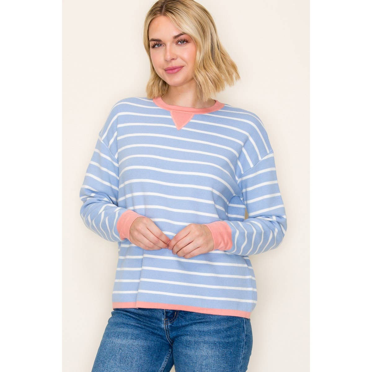 CONTRAST STRIPED SWEATER