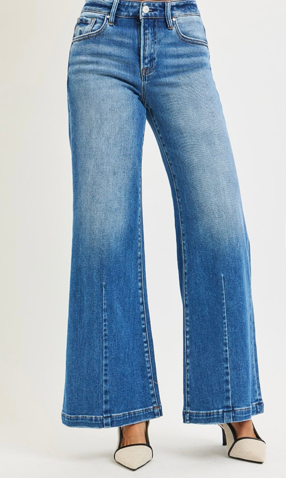 Risen Mid-rise Flare Jeans with crease