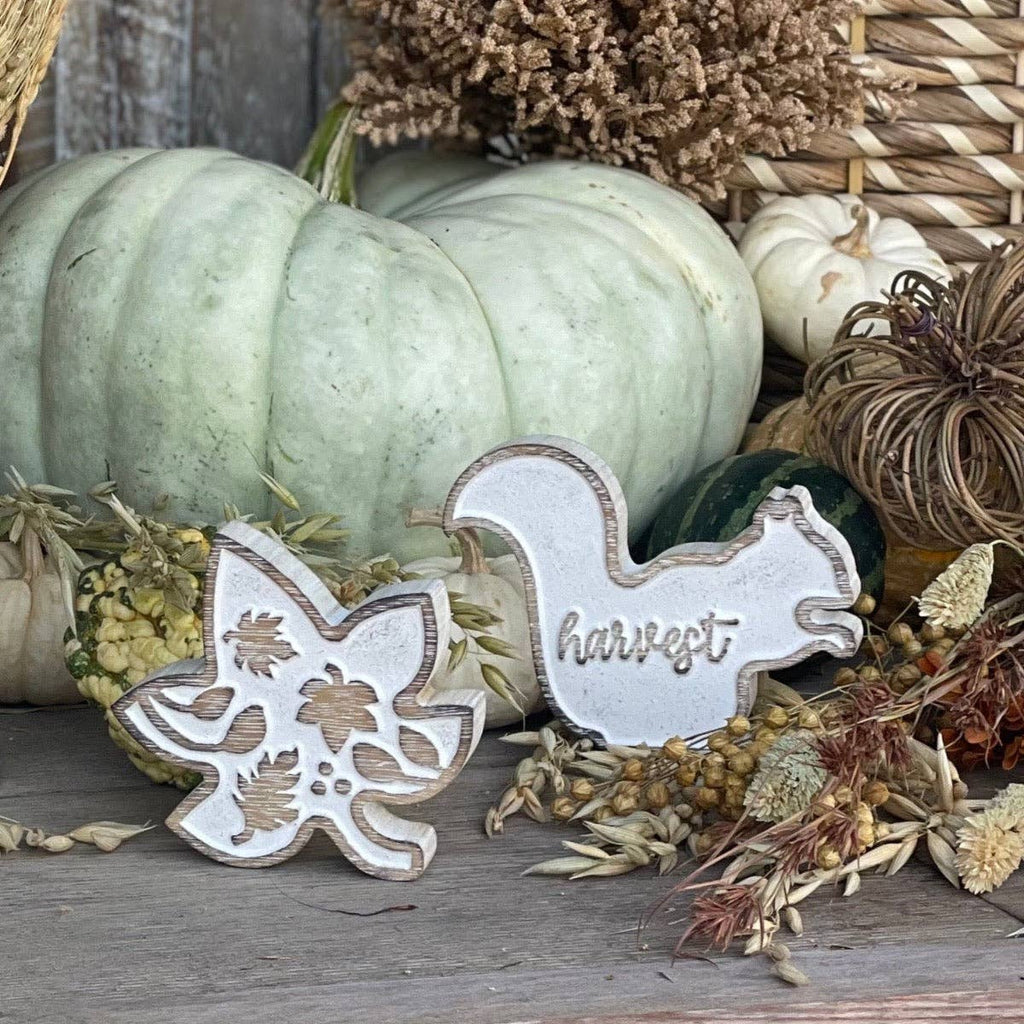 Pattern Carved Fall Leaf