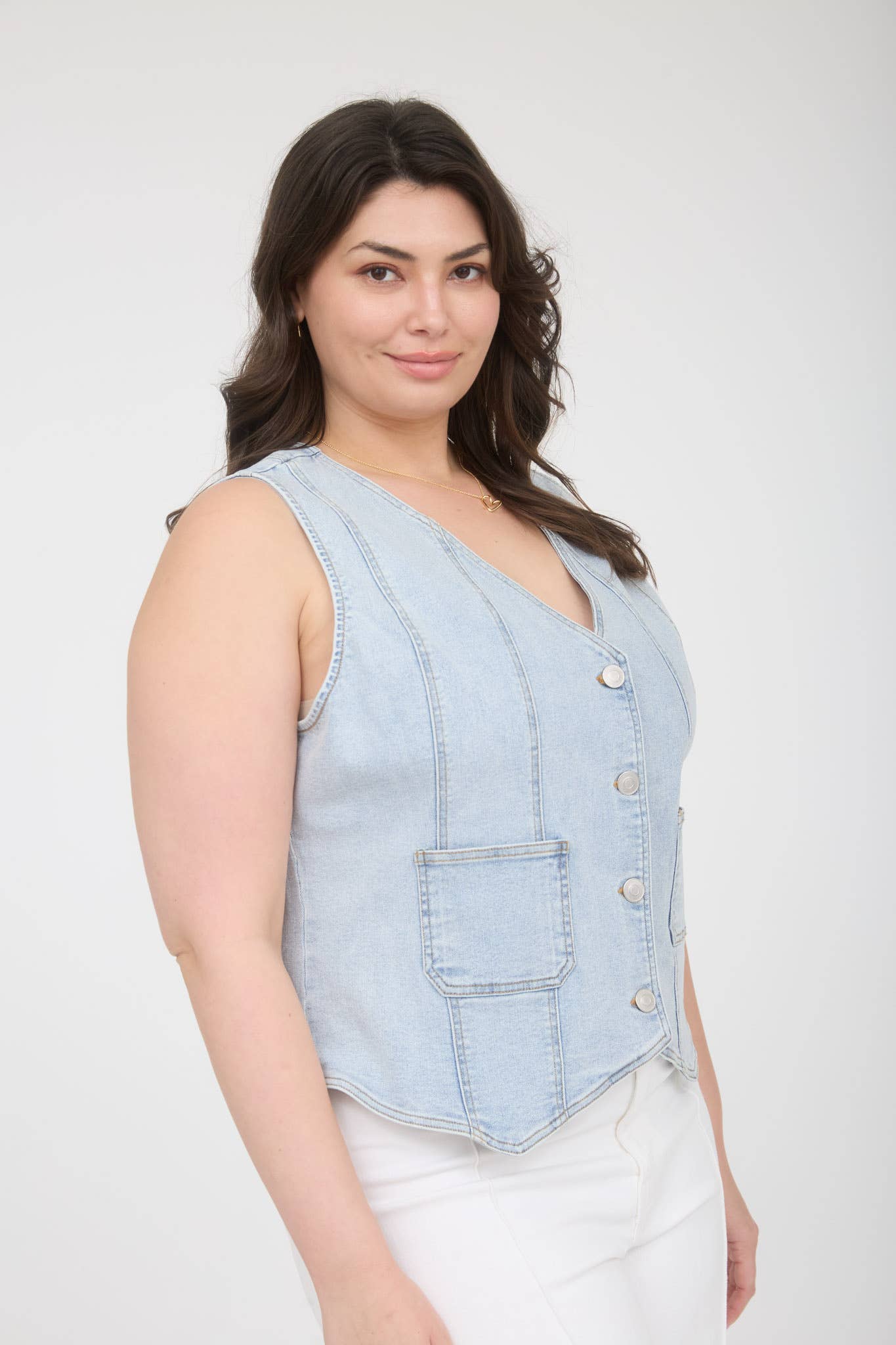 CURVY V NECK SLEEVELESS BUTTON DOWN DENIM VEST