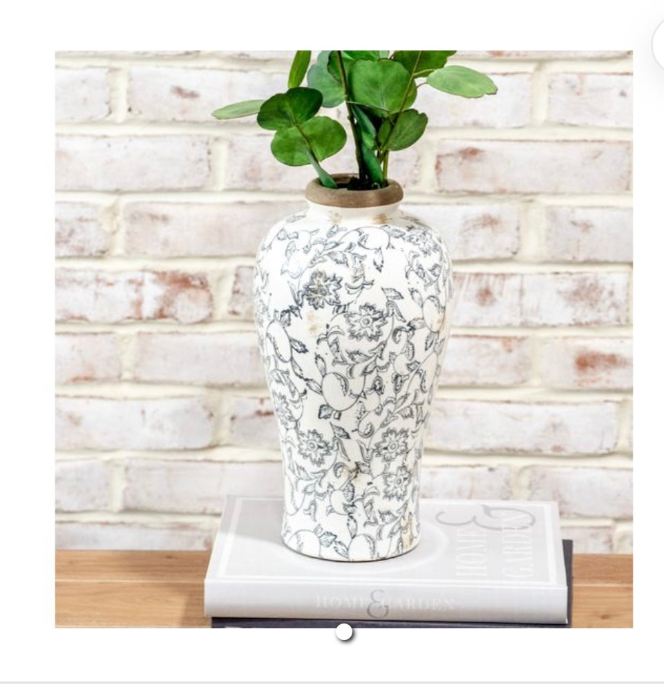 12" HEIRLOOM FLORAL PATTERN VASE