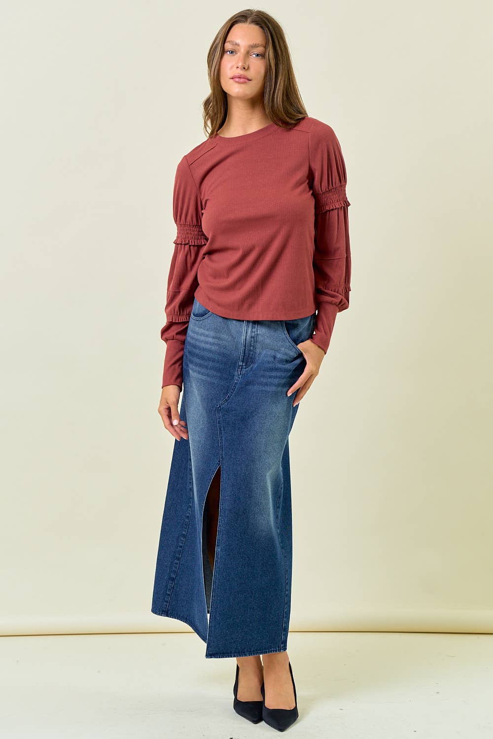 ROUND NECK SMOCKED LONG SLEEVE TOP