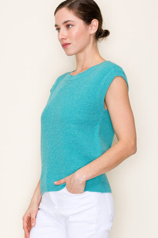 Pullover sweater top