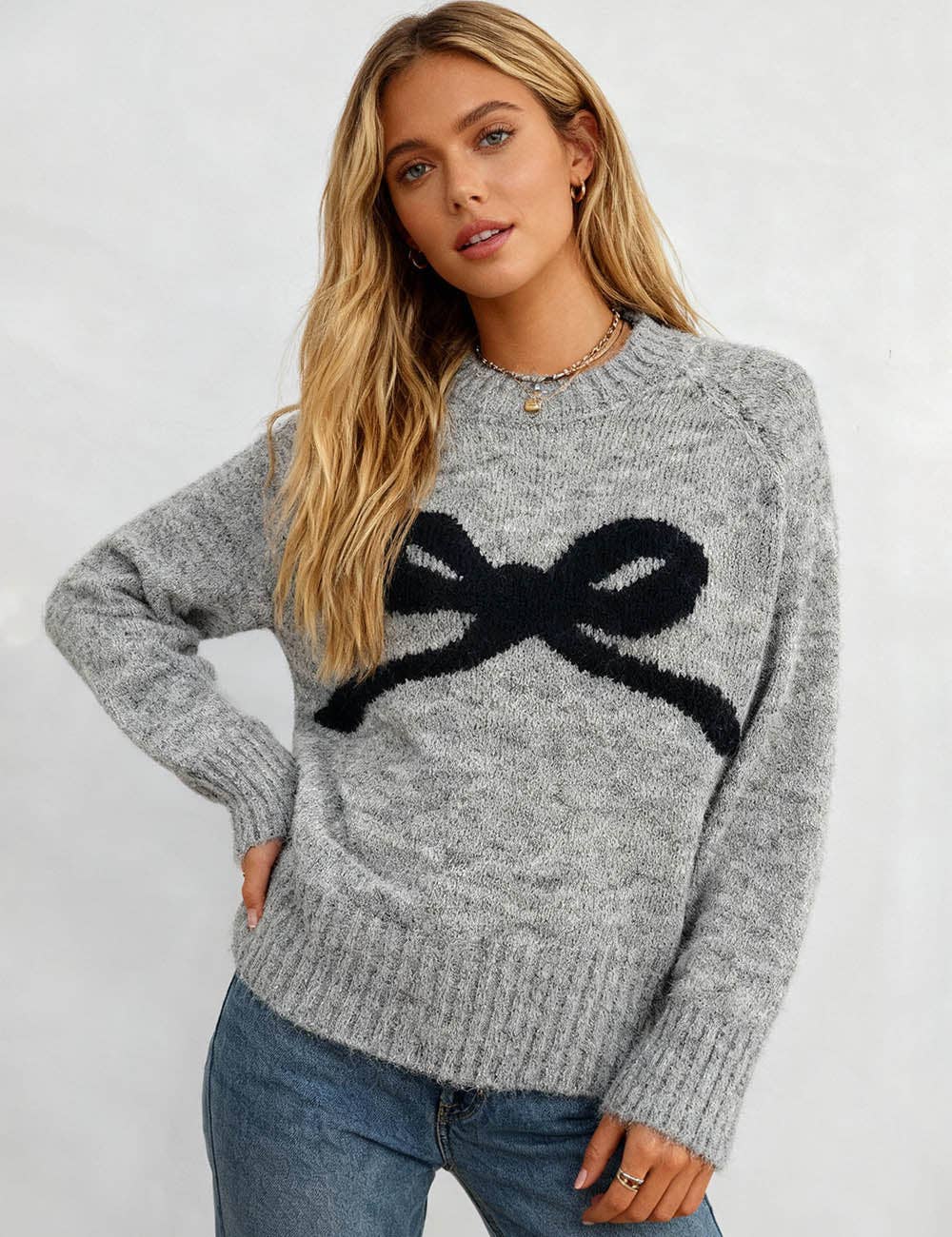 Ladies Round Neck Bow Pattern Ribbed Trim Knit Sweater