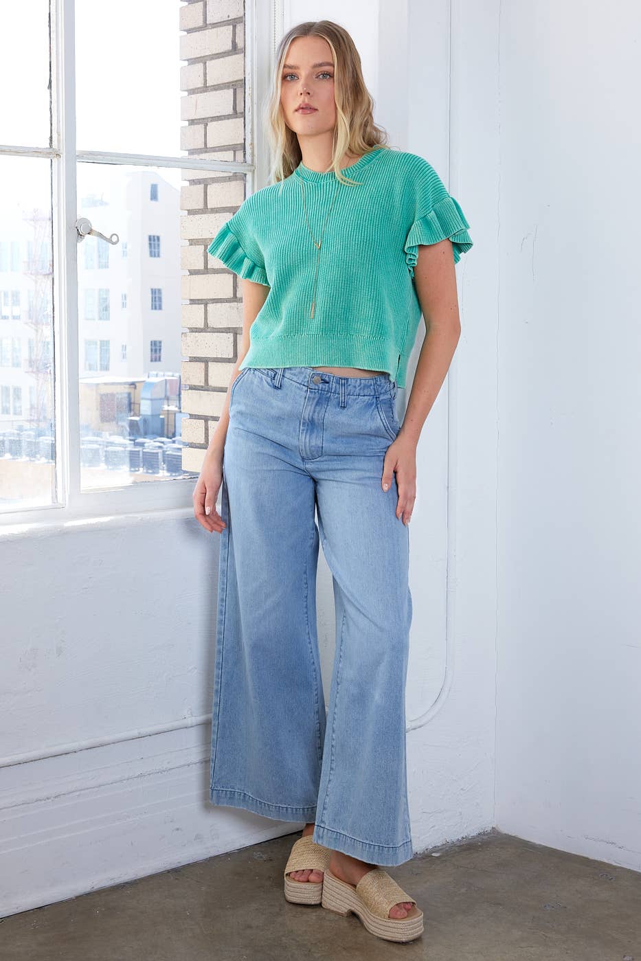 MINERAL WASH RUFFLE SHORT SLEEVE SWEATER TOP
