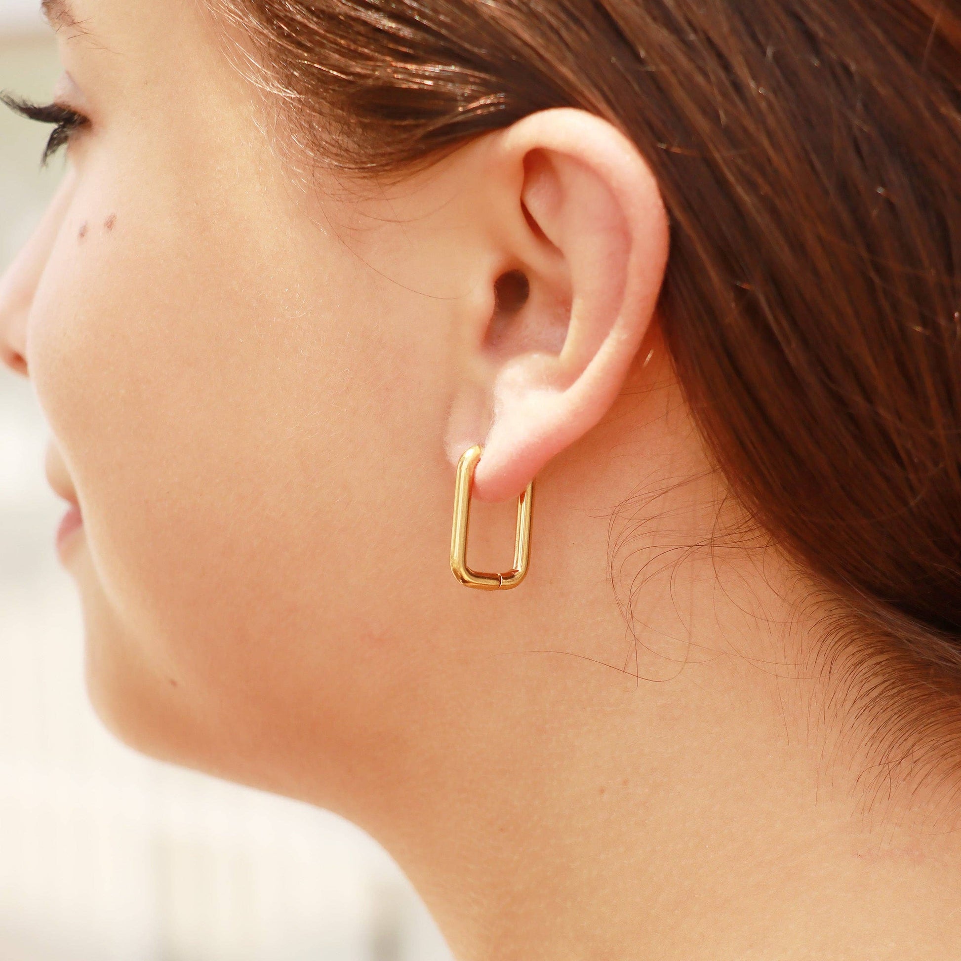 18K Gold PVD Stainless Steel Rounded Rectangle Huggie Earrings / ERJ0005: Gold