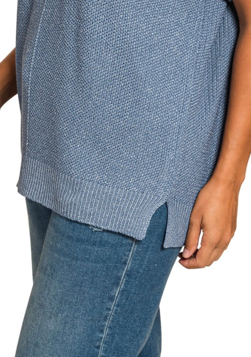 Curvy Center Seam Short Sleeve Sweater