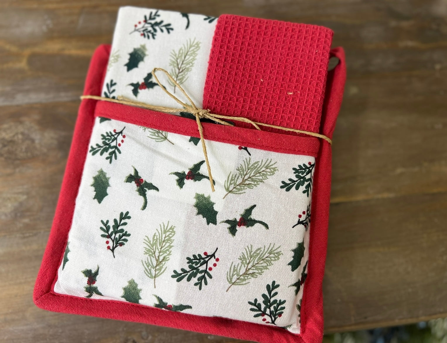 HOLLY POTHOLDER TOWEL SET