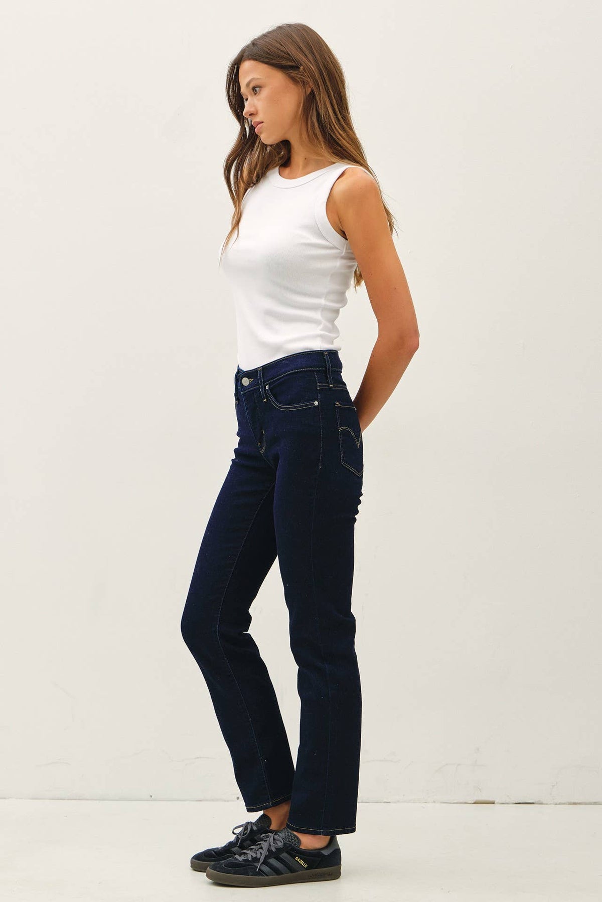 COTTON GARMENT DYED ROUND NECK TANK