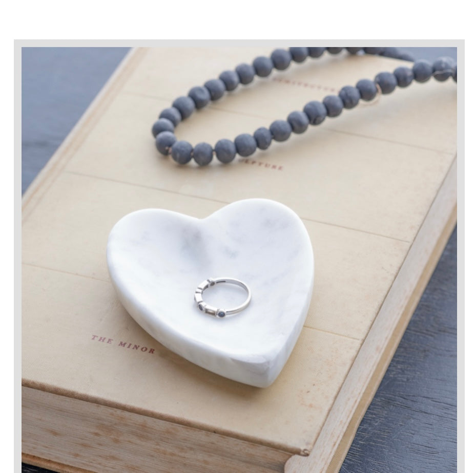 4" MARBLE HEART TRAY