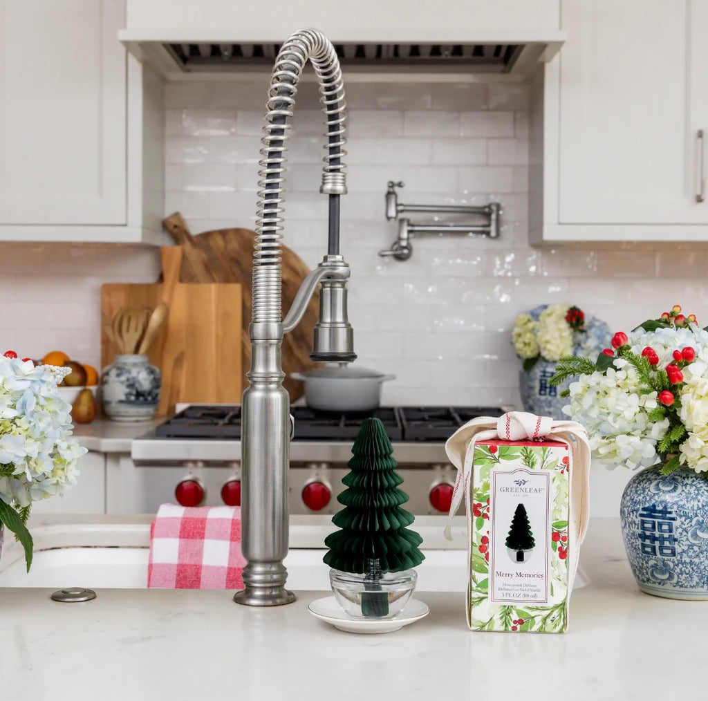 Greenleaf Honeycomb Tree Diffuser Merry Memories