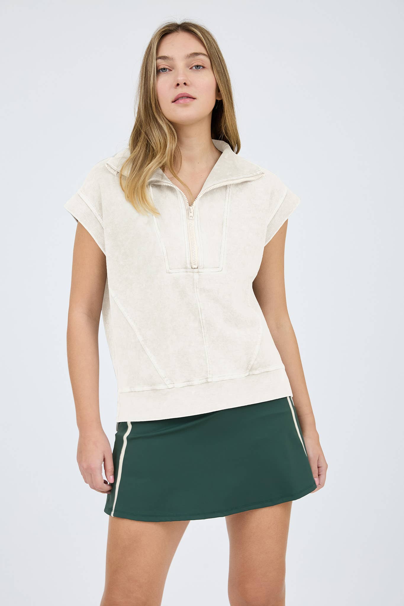 WASHED HALF ZIP RIBBED DETAIL SLEEVELESS KNIT TOP
