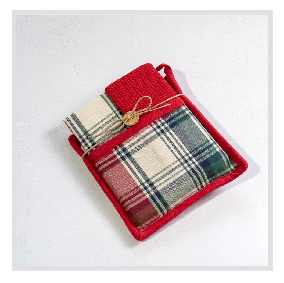 PLAID POTHOLDER + TOWEL SET