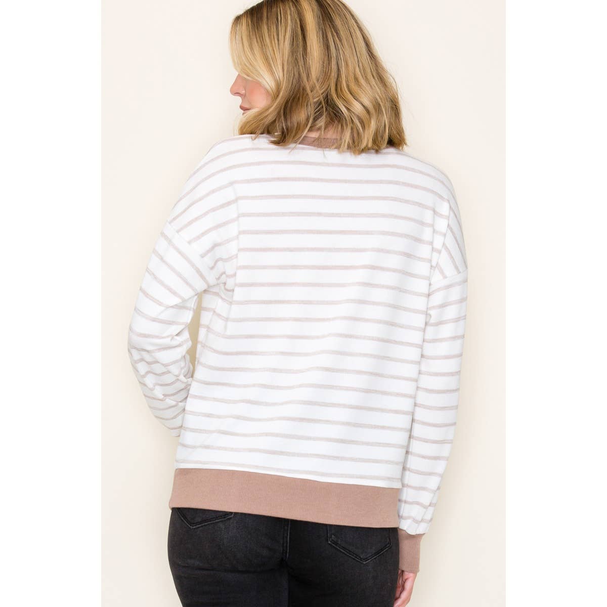 STRIPED PULLOVER KNIT TOP