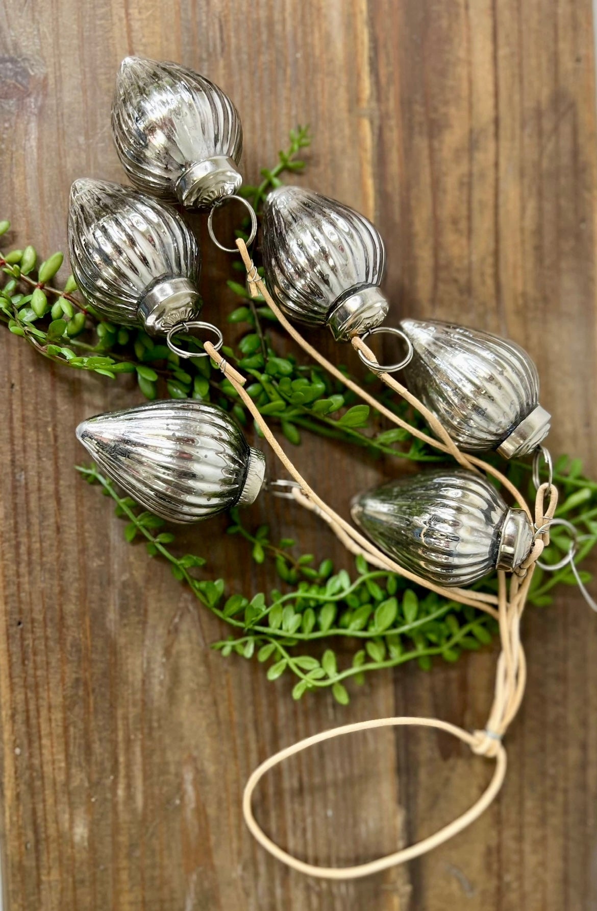 6 PC ORNAMENT CLUSTER