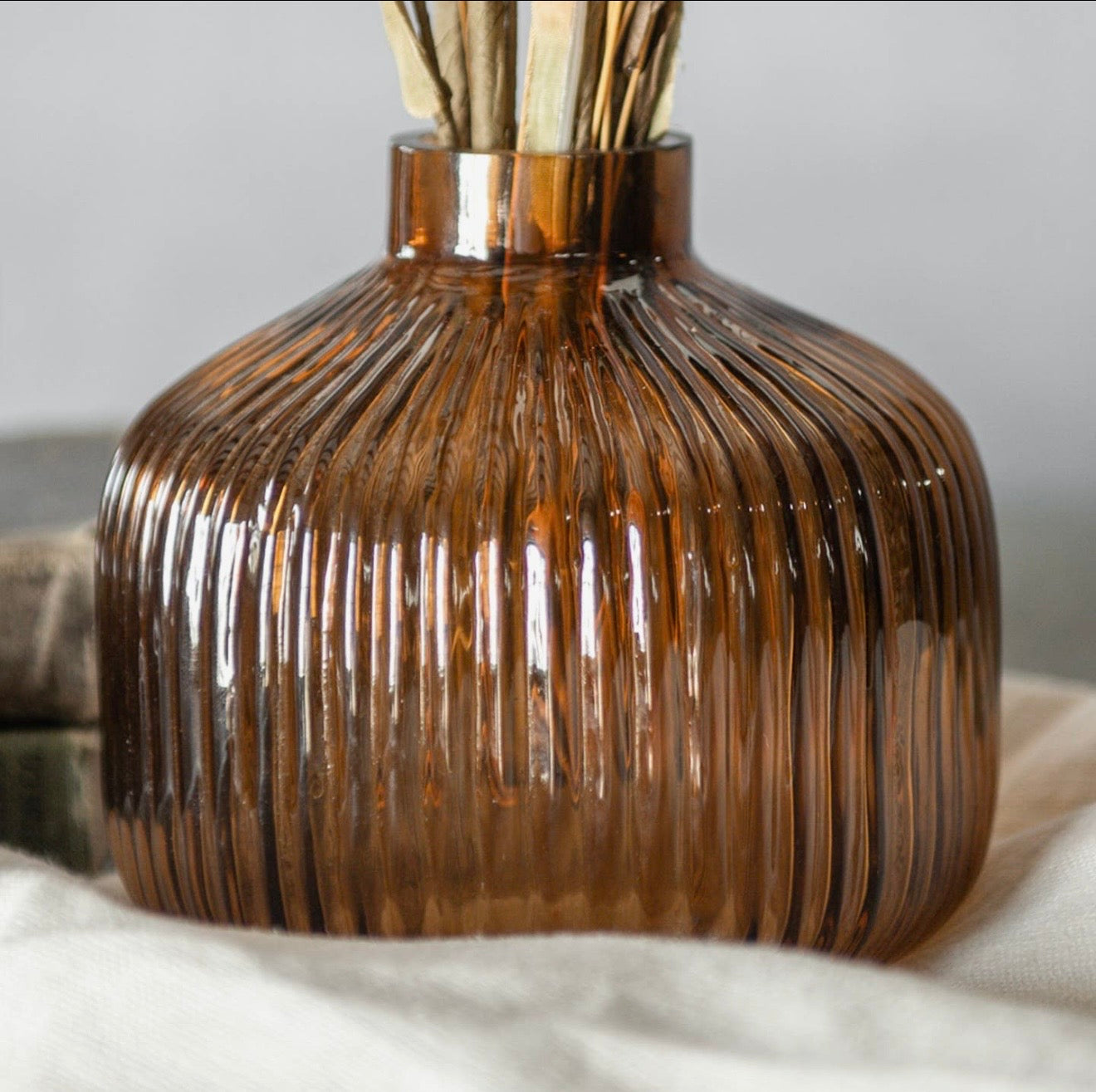 4.25" Amber Glass Vase
