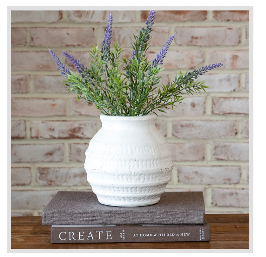 6.7" WHITE WASH VASE