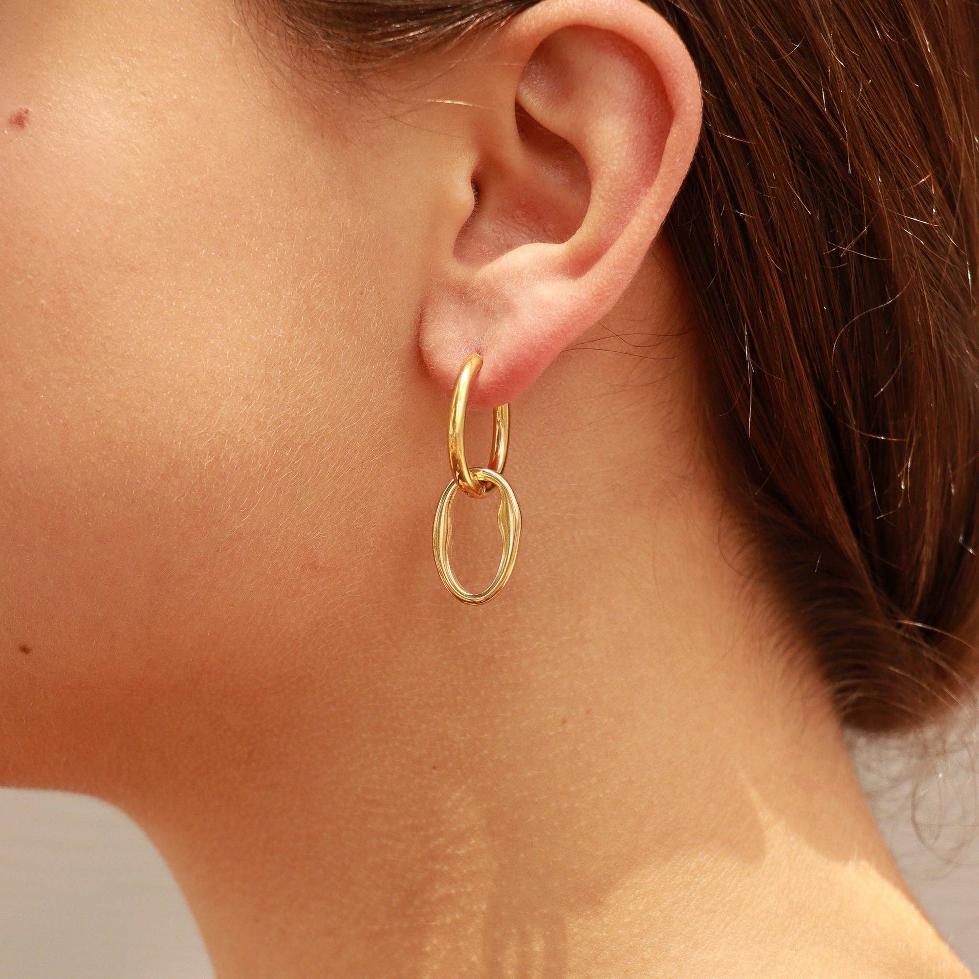 18K Gold PVD Stainless Steel Interlocked Oval Pendant Earrings / ERJ0041