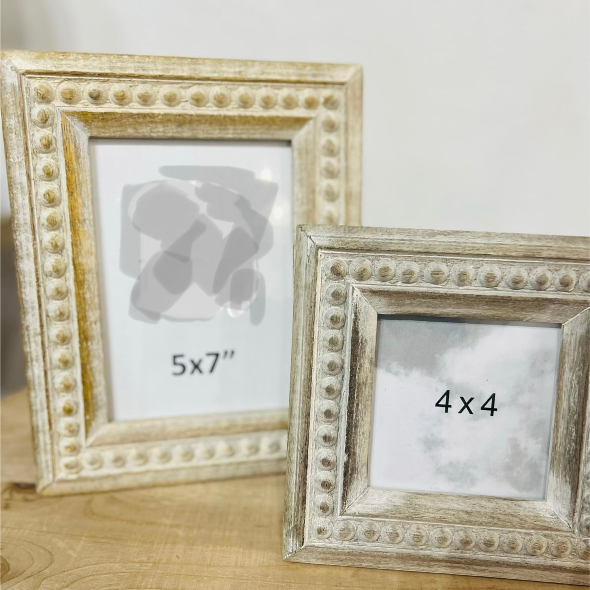 5x7 DISTRESSED WOOD BEADED PHOTO FRAME