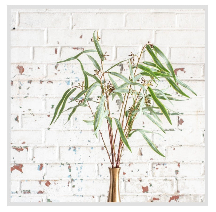 31" Leaf Spray with Berries