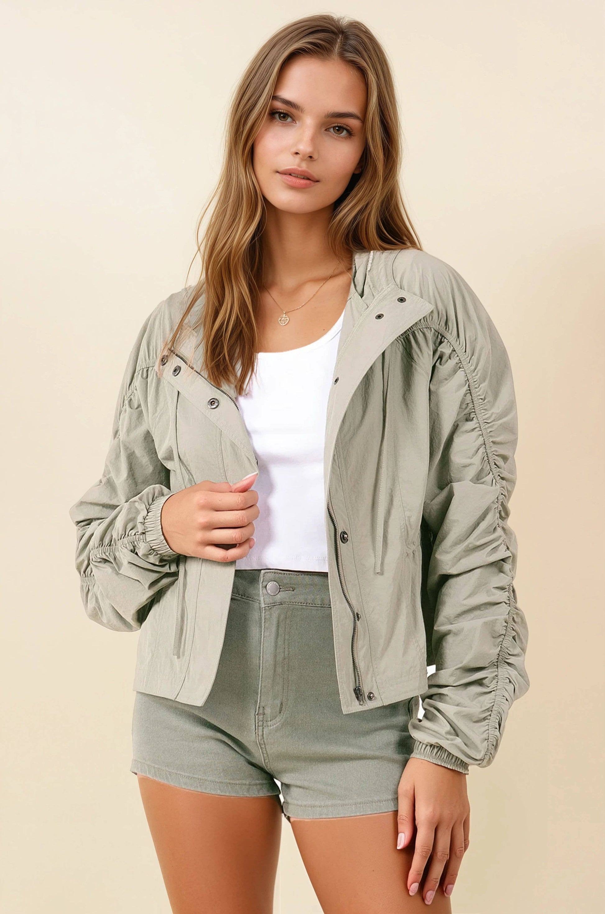 CINCHED SLEEVE LIGHTWEIGHT HOODED JACKET