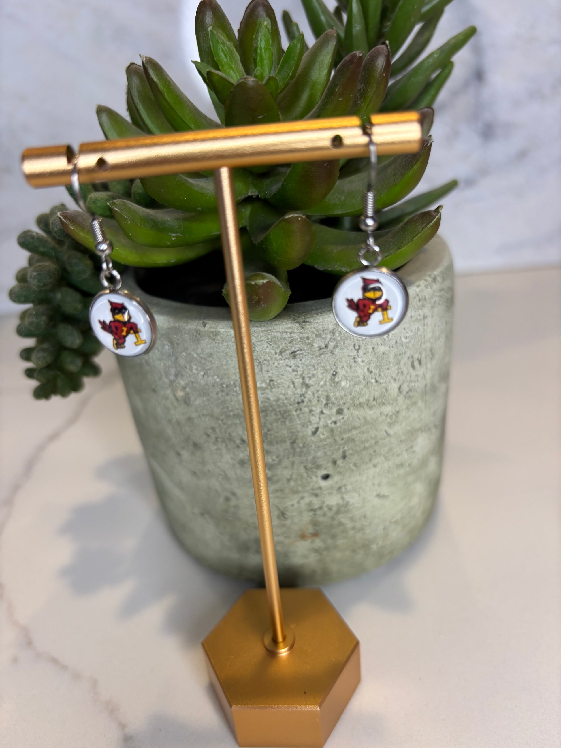 Silver Cy dangle earring