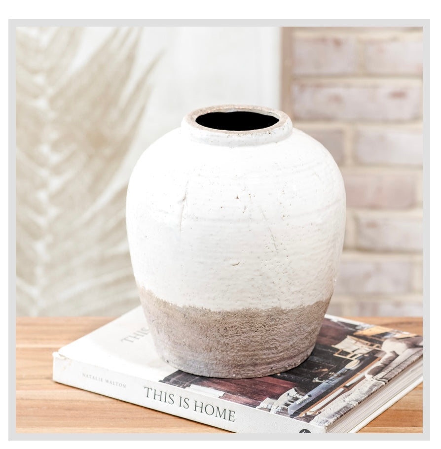8.9" FRENCH WHITE AND TAUPE VASE