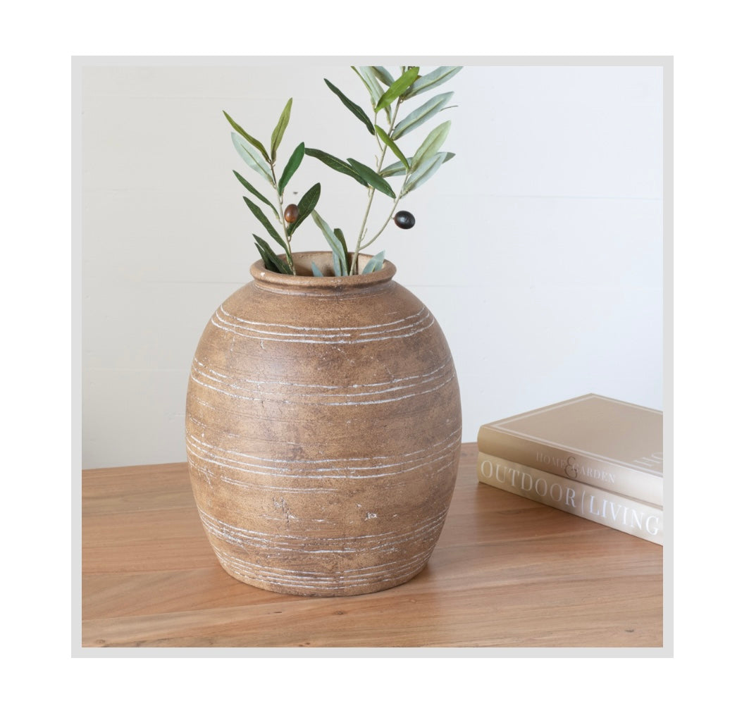 BROWN LINED TERRA COTTA VASE